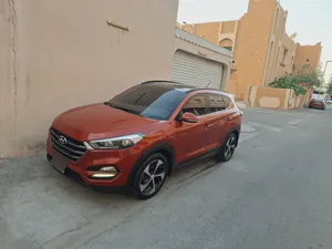 hyundai-tucson-2016-2017-second-owners-fulloptions-panoramic-sunroof-bahrain-agency-174km