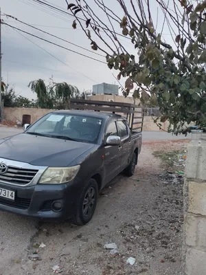 used-toyota-hiace-in-ajloun