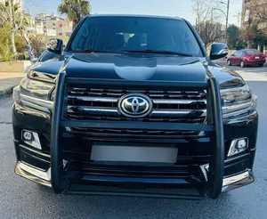 used-toyota-land-cruiser-in-amman