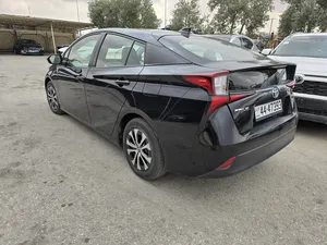 used-toyota-prius-in-amman