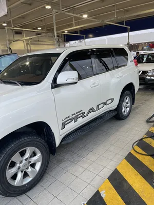 used-toyota-prado-in-um-salal