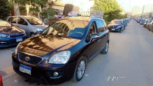 used-kia-carens-in-cairo