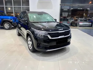 kia-seltos-2023-black