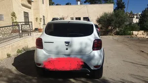 داشيا-ستيب-ويي-2019-يد-اولى