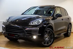 porsche-cayenne-s-2011-converted-2016-gts-body-kit