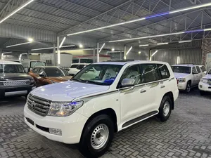 used-toyota-land-cruiser-in-ajman