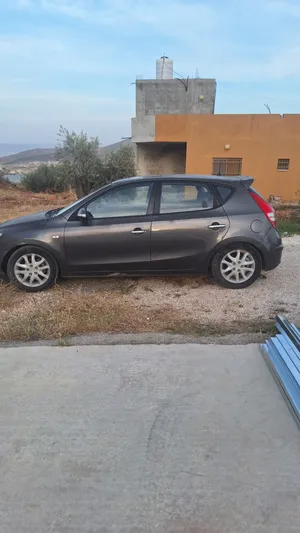 هيونداي-i30-مطور-2000-للبيع-بوضع-ممتاز