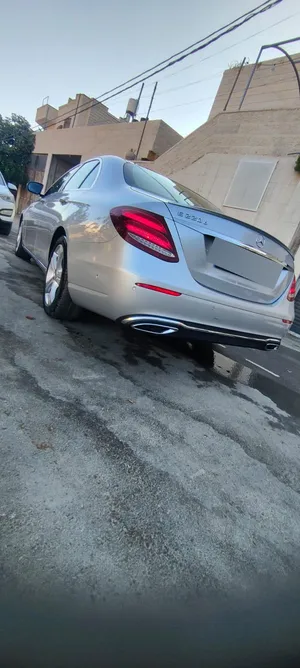 used-mercedes-benz-e-class-in-hebron