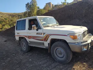 used-toyota-land-cruiser-in-ibb