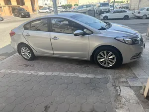 used-kia-cerato-in-hawally