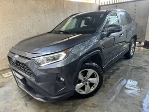 used-toyota-rav-4-in-diyala