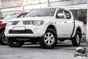 mitsubishi-l200-2008