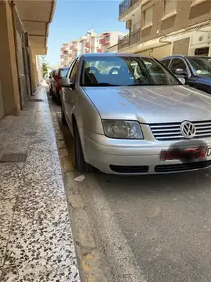 volkswagen-bora-2001