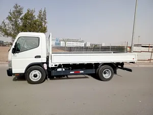 new-mitsubishi-canter-in-al-jahra