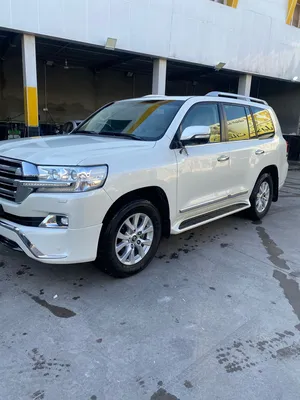 new-toyota-land-cruiser-in-basra