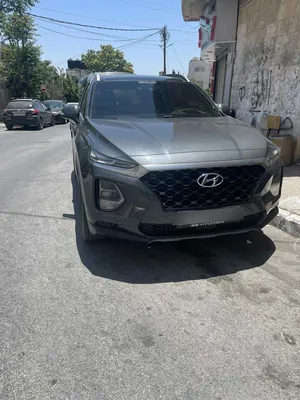 used-hyundai-santa-fe-in-ramallah-and-al-bireh