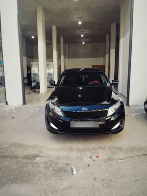 new-kia-k5-in-hebron