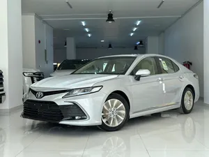 new-toyota-camry-in-muscat