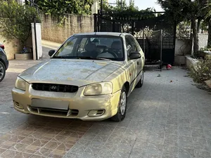 هيونداي-فيرنا-2002-بحالة-جيدة-جداً،-جير-عادي،-عداد-158-الف-فقط