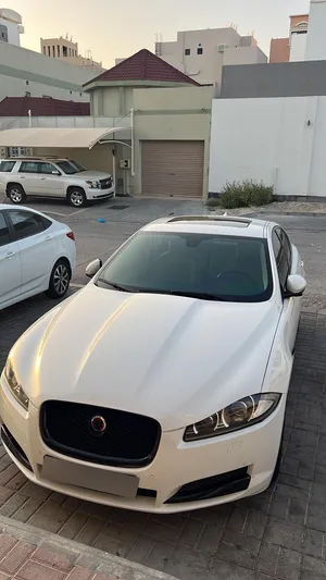 used-jaguar-xf-in-northern-governorate