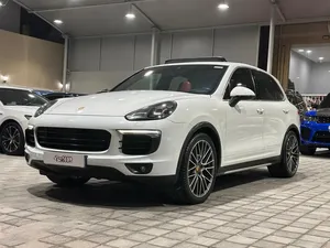 2015-porsche-cayenne-s