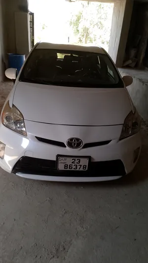 used-toyota-prius-in-salt