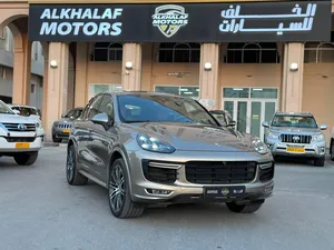 used-porsche-cayenne-in-muscat