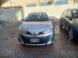 used-toyota-yaris-in-amman