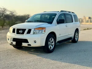 2015-nissan-armada-se-v8