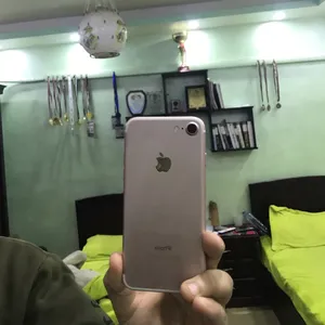 apple-iphone-7-128-gb-in-zarqa