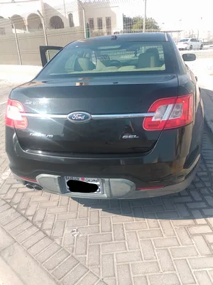 used-ford-taurus-in-central-governorate