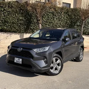 used-toyota-rav-4-in-amman