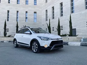 ميني-جيب-مميز-من-هيونداي-i20-active-للبيع