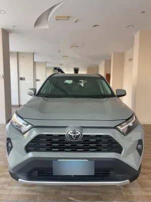 used-toyota-rav-4-in-muscat