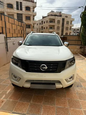 used-nissan-navara-in-amman