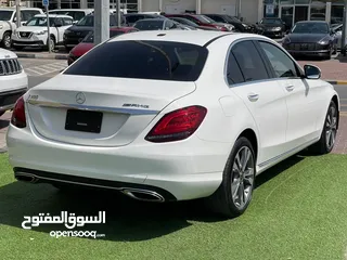  16 Mercedes Benz C300 2019