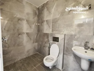  4 شقه للايجار بضاحية الريحان