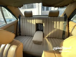  12 مرسيدس لف Mercedes-Benz E230 1984