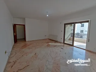  11 شقة غير مفروشة للإيجار 300م2 ( Property 19203 )-175107091
