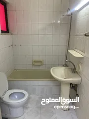  13 شقة للأيجار