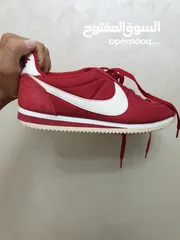  1 حداء رياضي مركة Nike