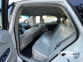  12 تويوتا بريوس منفوضه بالكامل مع جنط وكوشوك وكاله استعمال شخصي بطاريه فحص