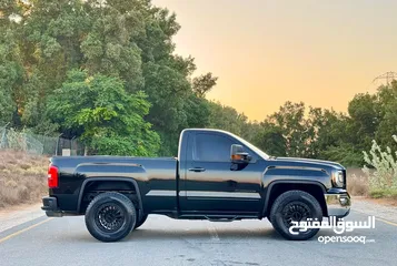  4 GMC SIERRA  2018