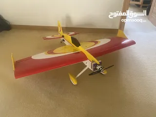  1 طائرة لاسلكية للبيع RC airplane for sale 120 Omani Rials