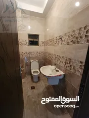  2 شقق جديد لم تسكن للايجار في ابو نصير