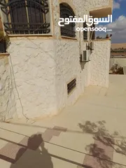  1 مزرعة مع بيت للبيع
