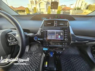  18 Toyota Prius 2022 limited- أعلى صنف بحالة ممتازة