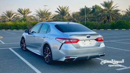  16 2018 Toyota Camry Limited Hybrid