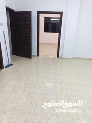  10 شقه طابق ارضي ايجار