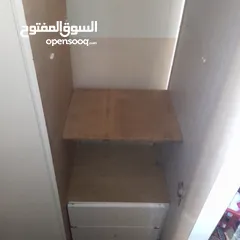  4 خزانه اربع ضرفات خشب لاتيه ولا شخط فيها ممتازه للبيع